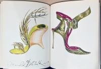 （英文)マノロ・ブラニクのシューズ・ドローイング【Manolo Blahnik Drawings】