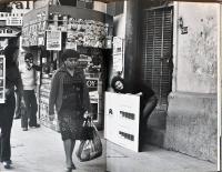 (英文）アルフレッド・ジャールの幸福に関する研究【Alfredo Jaar: Studies on Happiness 1979 - 1981】