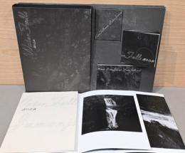 十文字美信作品展　Water Falls　落ちる水