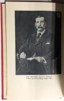 The Life of Sir Arthur Conan Doyle　「アーサー・コナン・ドイルの生涯」　　　　　　　　　　　　　　　　※ドイルの義理の娘／ニーナ・コナン・ドイルの署名入（見返シ上部）　　