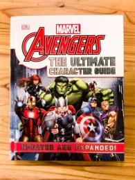 AVENGERS: THE ULTIMATE CHARACTER GUIDE - UPDATED AND EXPANDED! (2015) 【アメコミ】【原書ガイドブック／ハードカバー】