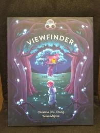 Viewfinder 【アメコミ】【原書ハードカバー】