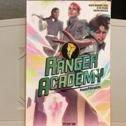 Ranger Academy Vol 1【アメコミ】【原書ペーパーバック】