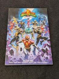 MIGHTY MORPHIN POWER RANGERS(2022) #1 : RECHARGED 【アメコミ】【原書トレードペーパーバック】