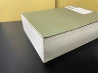 肩をすくめるアトラス