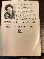 皮膚の下の頭蓋骨