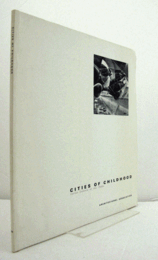 Cities of childhood : Italian Colonie of the 1930s/