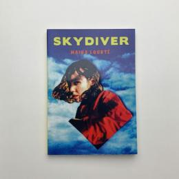 SKYDIVER