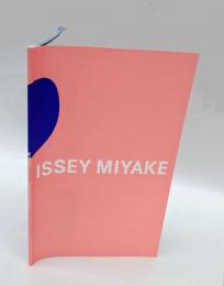 ISSEY MIYAKE AUTUMN WINTER 2025/26