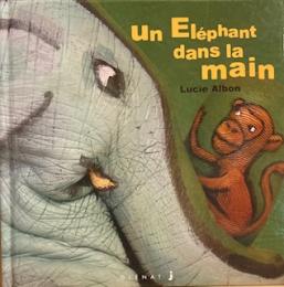 Un éléphant dans la main