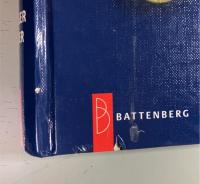 Schuco   Legendäres Spielzeug Sammlerkatalog sämtlicher Modelle mit aktuellen Bewertungen