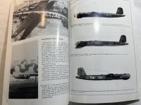 Heinkel HE 177 Greif. Paperback　　1997 42 Seiten 4°, Broschiert Warszawa Wydawnictwo Militaria,　　 (ドイツ語）