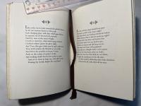 The Sonnets: Poems of Love ハードカバー 英語版