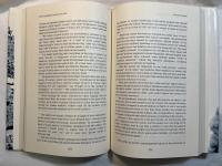 Fifty Years of Light and Dark. The Hirohito Era　　（英文）