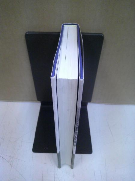 北朝鮮 : 遊撃隊国家の現在(和田春樹 著) / 中央書房 / 古本