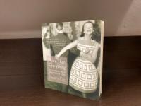 More Than Everything：My Voyage With the Gods of Love/A Piece of Me：My Childhood in Wartime Bavaria　2冊セット