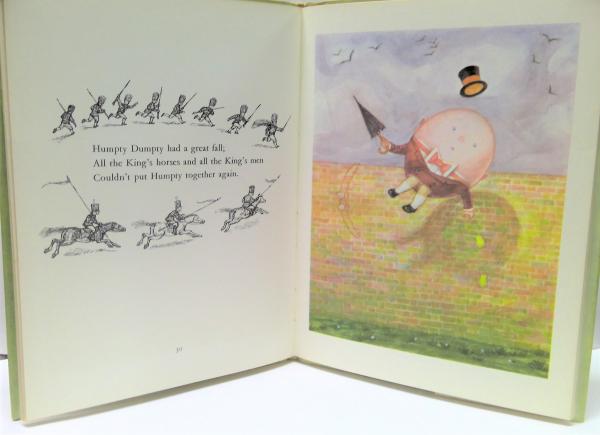 Ring a Ring o' Roses: Nursery Rhymes(Raymond Briggs