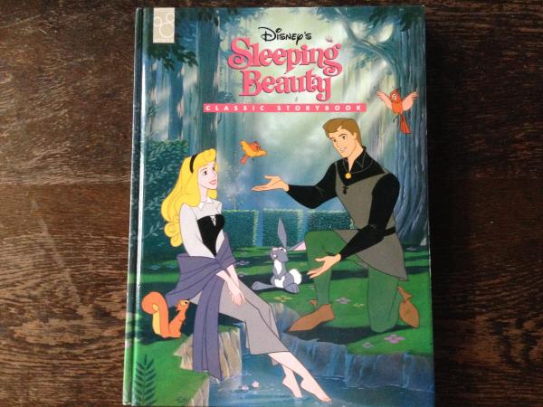 Disney's Sleeping Beauty: Classic Storybook 〈洋書・邦題『眠れる森