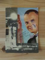  ソノシート 　　ジョン・グレン　 　〈宇宙船フレンドシップ7〉　ジョン・グレンはアメリカ発の地球の周りを周回飛行した宇宙飛行士。のちに上院議員となった。