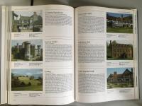 Country Life Book of Castles and Houses in Britain