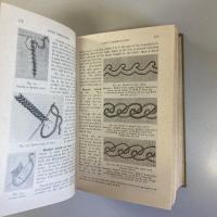 ENCYCLOPEDIA OF NEEDLEWORK (D.M.C. Library)