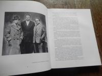60 godini naroden teatar Bitola = 60 years National Theatre Bitola
著者:Ivan Ivanovski
 マケドニア語, 2004
出版社: NU Naroden teatar, Bitola, 2004　287頁


60 ゴディーニ ナローデン ティータール ビトラ
ビトラ国立劇場60周年
イワン・イワノフスキー著
