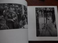 街に吹く風1991
外賀嘉起 著
出版社：風来舎
1992.4
24×24cm 
上海　尾道　の風景写真