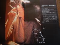 桃井かおり WATASHI ANTHOLOGY/PHOTOGRAPHS＆MUSIC　シンコーミュージック
 桃井かおり監修
    出版社 新興楽譜出版社
    刊行年 昭和54年初版　A4版