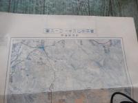 地図　菅平中心スキー・コース図　十万分之１
新潟鉄道局
    刊行年 昭10
 1枚
    解説 裏面経路行程表　地図１枚　47×30
