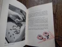 コーヒー豆1950年代案内パンフドイツ語版　Pedro KAFFEE -FIBEL
全50頁