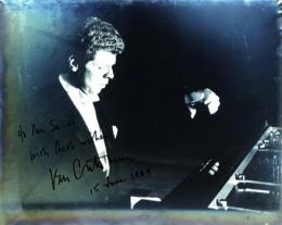 ヴァン・クライバーン　サイン入り大判写真パネル  Van Cliburn