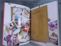 Everything Alice ： The Wonderland Book of Makes　<洋書>