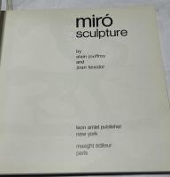 英文)ホアン(ジョアン)・ミロの彫刻　Miró, sculptures