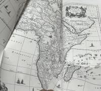 仏文)アフリカ・コンゴ王国のロアンゴ族等のタブーとされてきた彫刻展図録　Objets interdits