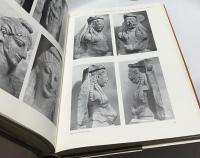 英文)コライ : 古代ギリシア美術、特にアルカイック期に作られた若い女性の立像　Korai : archaic Greek maidens : a study of the development of the Kore type in Greek sculpture