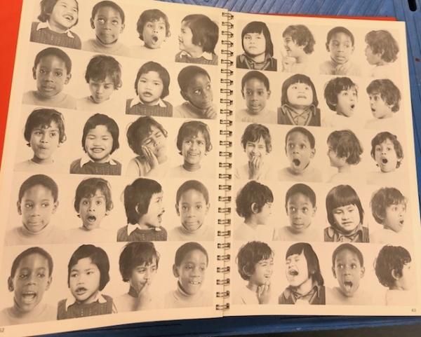 Fairburn children2ポーズ、デッサン、資料 Fairburn children2ポーズ、デッサン、資料
