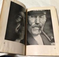 独文)写真集 労働者   Menschen am Werk; Sechsundfünfzig (56) photographische Bildnisse aus deutschen Industriestädten