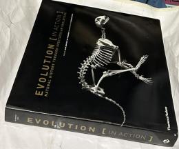 英文)骨から見る生物の進化　Evolution (in action) : natural history through spectacular skeletons