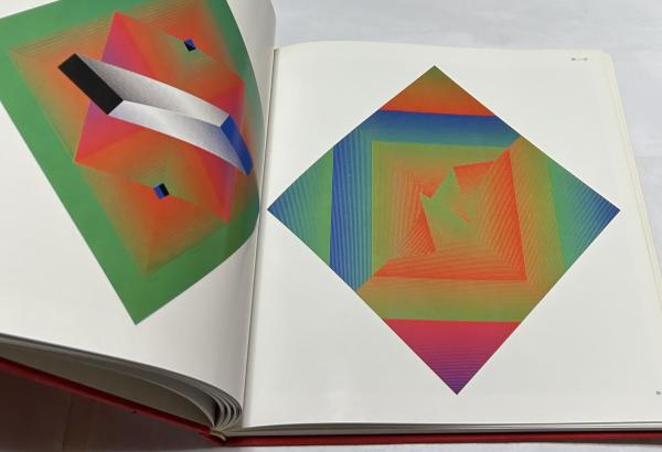 片山利弘作品集 Toshihiro Katayama : visual construction