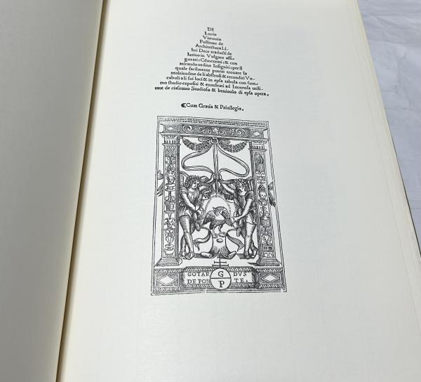 伊文)ウィトルーウィウス建築書 De architectura. Translato
