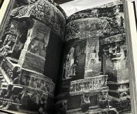 エローラ石窟寺院 ELLORA CAVE TEMPLES