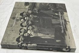 英文)ヘンリク・ロス写真集　ウッチ(ロッツ)・ゲットー Memory Unearthed: The Lodz Ghetto Photographs of Henryk Ross