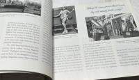 英文)写真で見るアメリカのガールズ・ショーの歴史　 Girl Show: Into the Canvas World of Bump and Grind