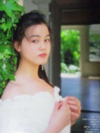 【切り抜き】小田茜26ページ 雑誌 女優　
