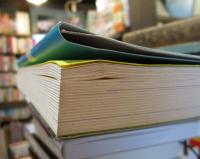 居るのはつらいよ : ケアとセラピーについての覚書