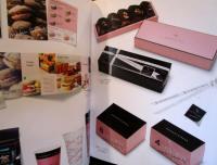ショップ&ブランドの売るためのツール戦略とデザイン = PROMOTIONAL TOOL DESIGNS FOR Retails and Brands