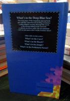 What's in the Deep Blue Sea? (Flap books - can you guess？)