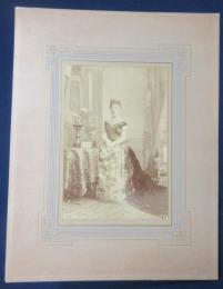 御用写真師　丸木利陽撮影　昭憲皇太后