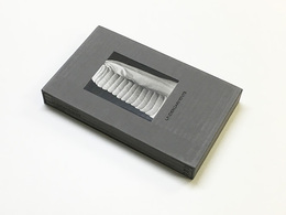 タニヤ・マルクーゼ写真集　Tanya Marcuse Undergarments and Armor　3冊組