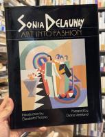 Sonia Delaunay: Art into Fashion